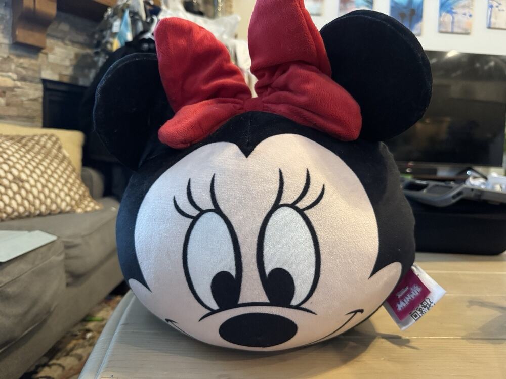 Disney Junior Minnie Mouse 3D Cloud Pillow Plush Cushion Red Bow 14” Decor